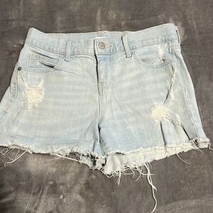 𝅺OLD Navy ladies shorts. Size 2. Boyfriend cut